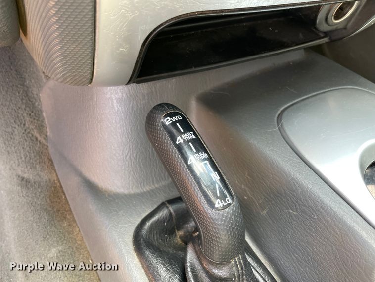 image for item MR9330 2007 Jeep Liberty Limited  SUV