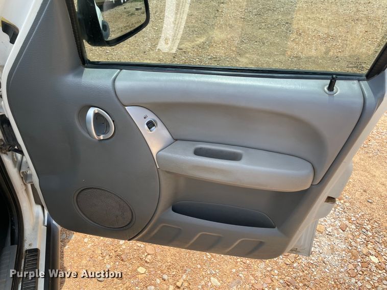 image for item MR9330 2007 Jeep Liberty Limited  SUV