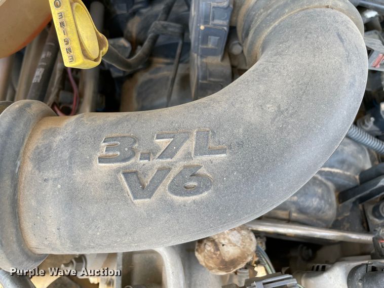 image for item MR9330 2007 Jeep Liberty Limited  SUV