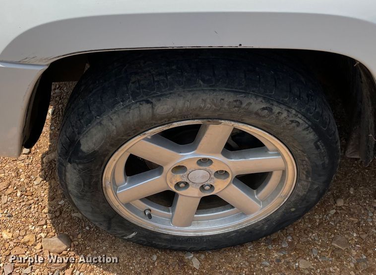 image for item MR9330 2007 Jeep Liberty Limited  SUV