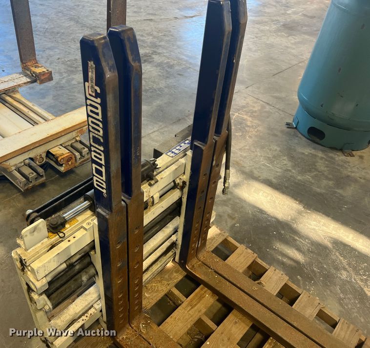 image for item MR9817 Cascade  multiple load handler