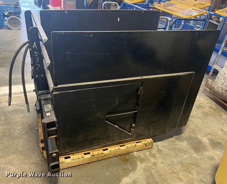 image for item MR9818 Brudi CCE2022.0101  carton clamp