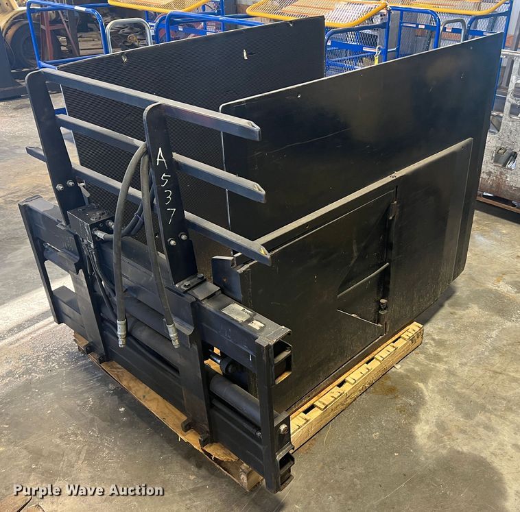 image for item MR9818 Brudi CCE2022.0101  carton clamp