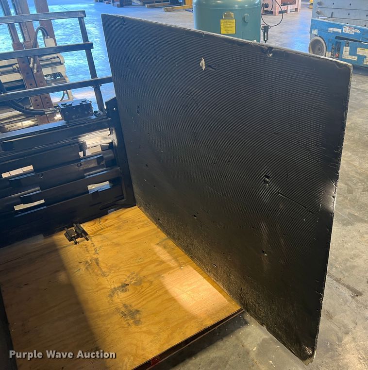 image for item MR9818 Brudi CCE2022.0101  carton clamp