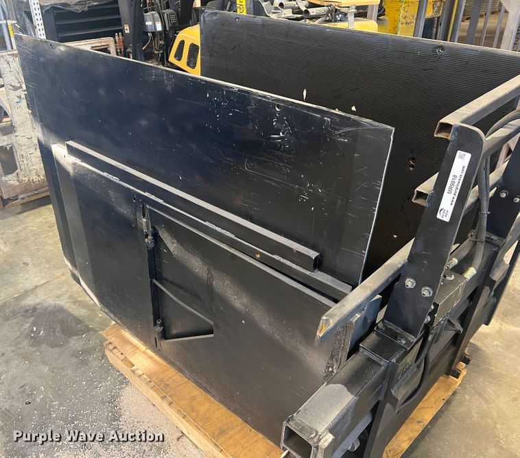 image for item MR9818 Brudi CCE2022.0101  carton clamp