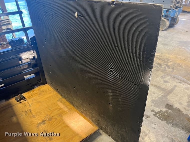 image for item MR9818 Brudi CCE2022.0101  carton clamp