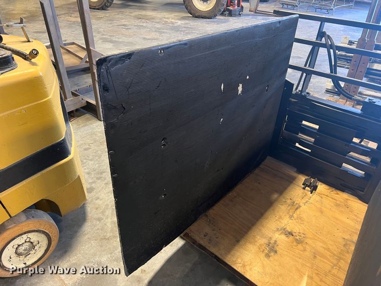 image for item MR9818 Brudi CCE2022.0101  carton clamp