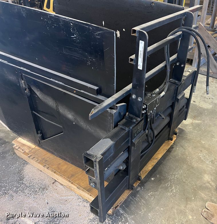 image for item MR9818 Brudi CCE2022.0101  carton clamp