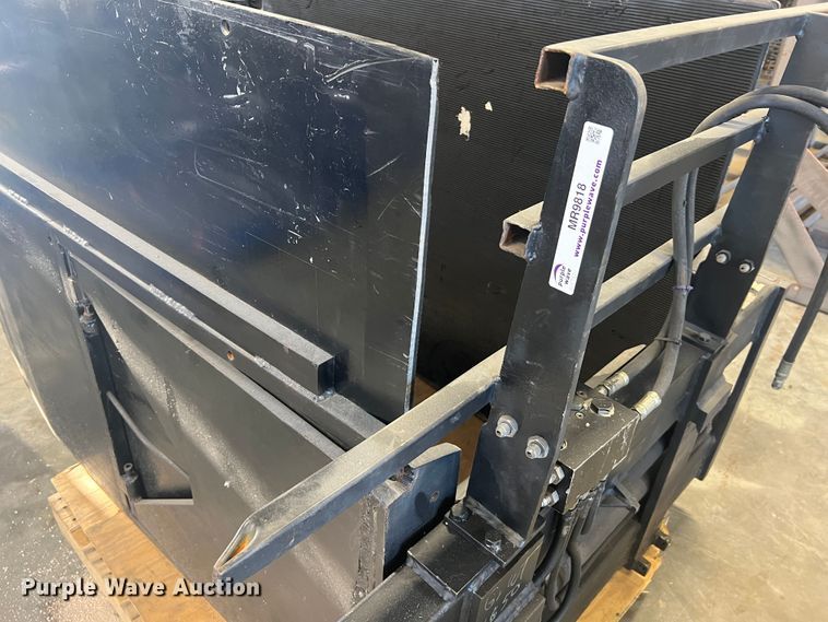 image for item MR9818 Brudi CCE2022.0101  carton clamp