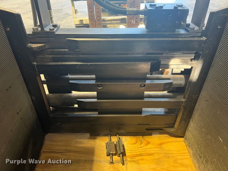 image for item MR9818 Brudi CCE2022.0101  carton clamp