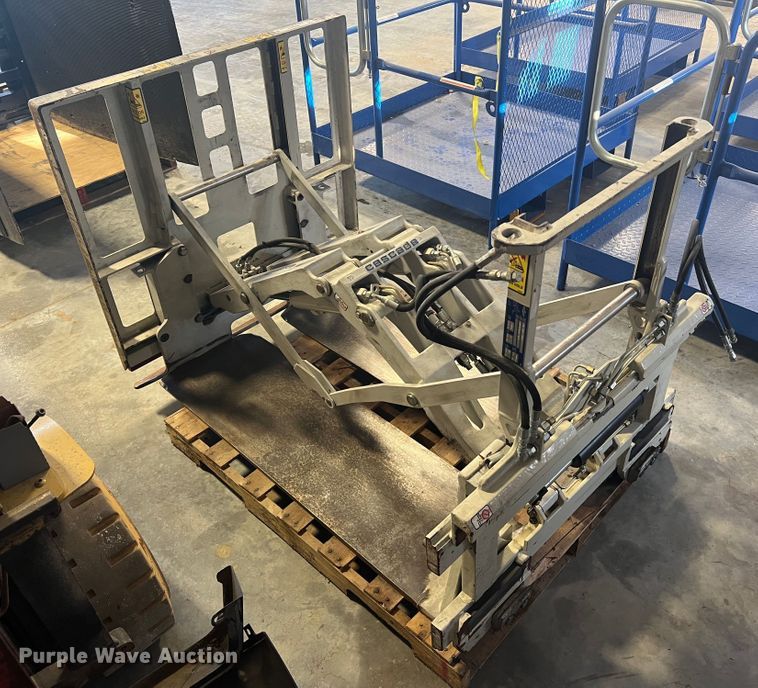 image for item MR9819 Cascade  slip sheet handler