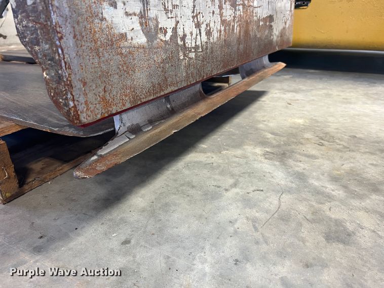 image for item MR9819 Cascade  slip sheet handler