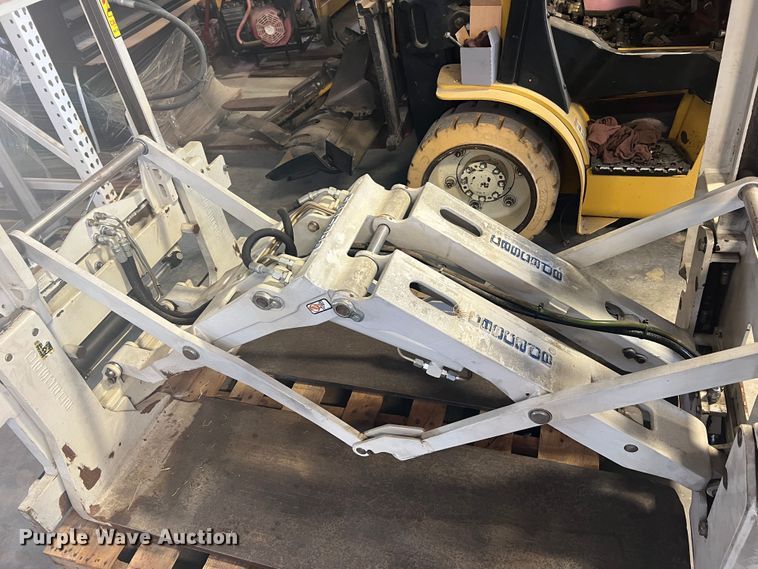 image for item MR9819 Cascade  slip sheet handler