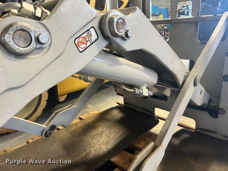 image for item MR9819 Cascade  slip sheet handler