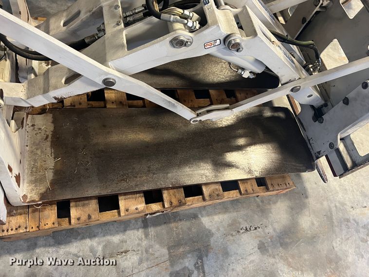 image for item MR9819 Cascade  slip sheet handler