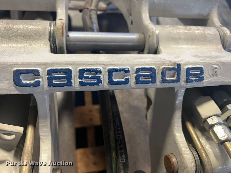 image for item MR9819 Cascade  slip sheet handler