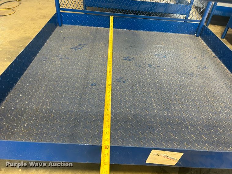 image for item MR9820 (4) man lift baskets