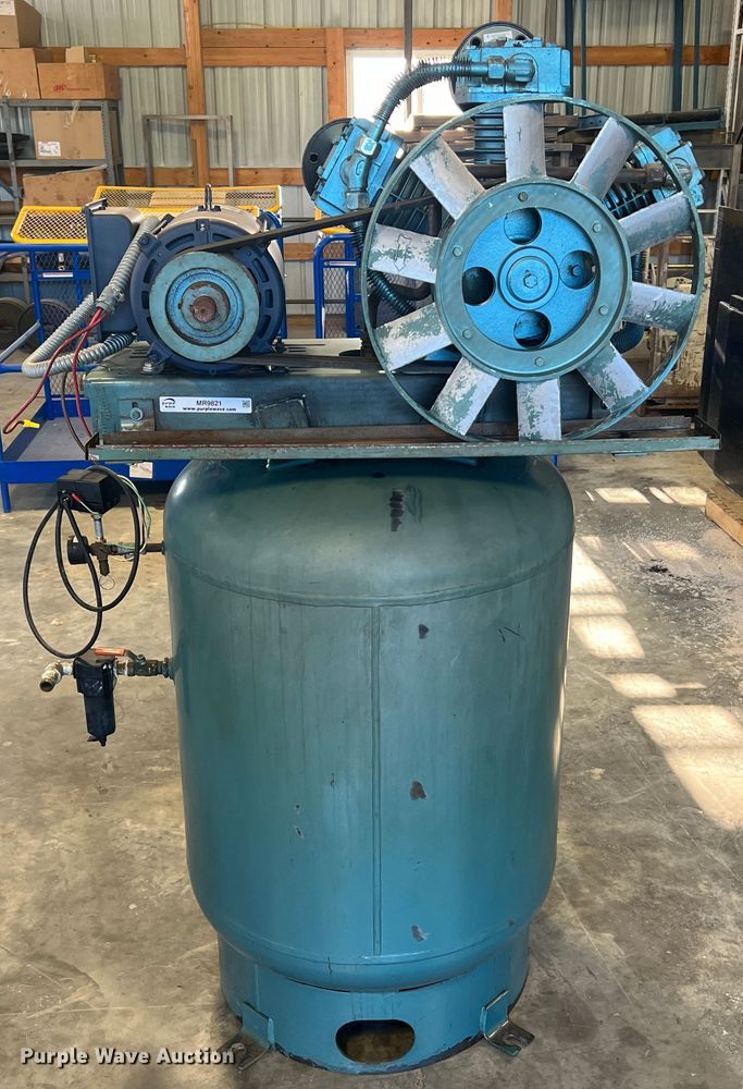 image for item MR9821 Curtis 10VT12-A3  air compressor