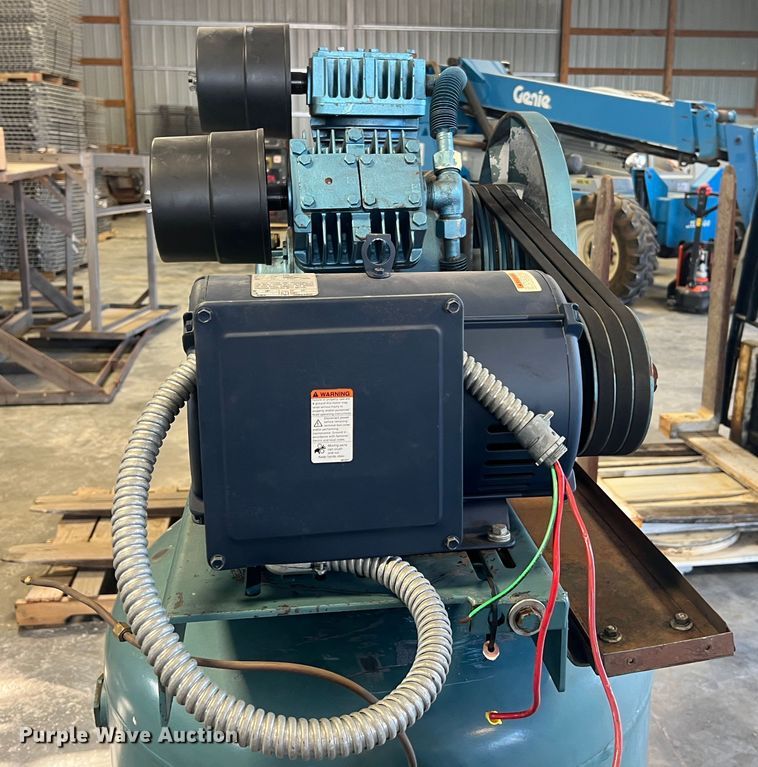 image for item MR9821 Curtis 10VT12-A3  air compressor