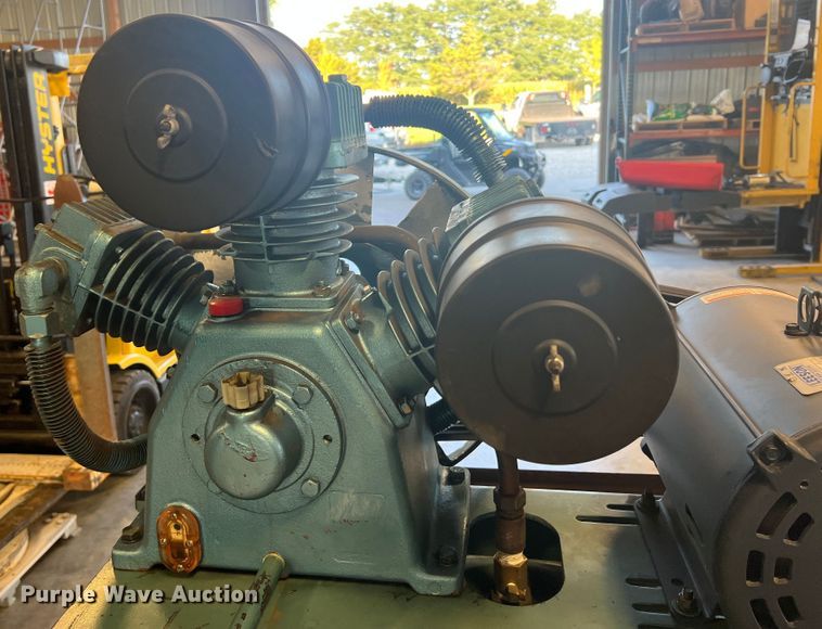 image for item MR9821 Curtis 10VT12-A3  air compressor