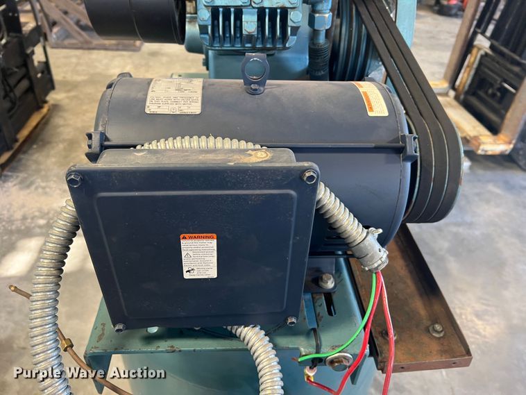 image for item MR9821 Curtis 10VT12-A3  air compressor