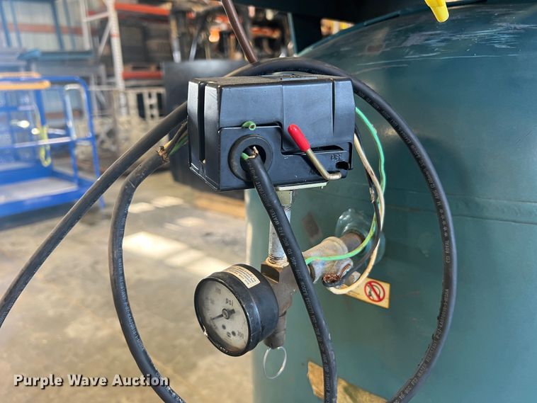 image for item MR9821 Curtis 10VT12-A3  air compressor