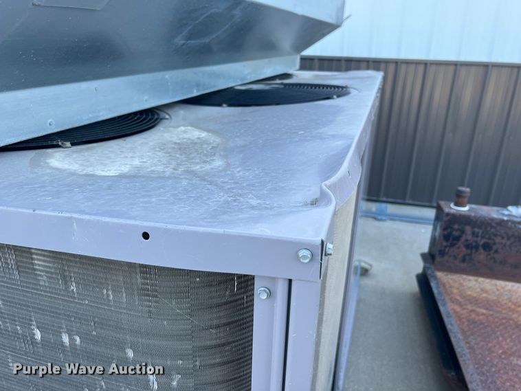 image for item MR9823 Carrier 48TCED24ABA5A0F0A0  AC unit