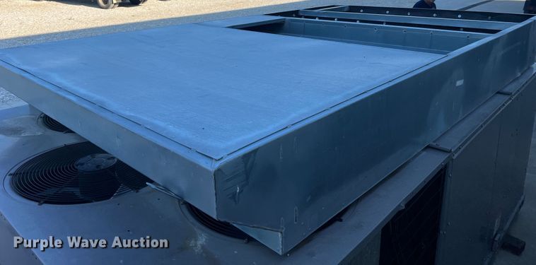 image for item MR9823 Carrier 48TCED24ABA5A0F0A0  AC unit