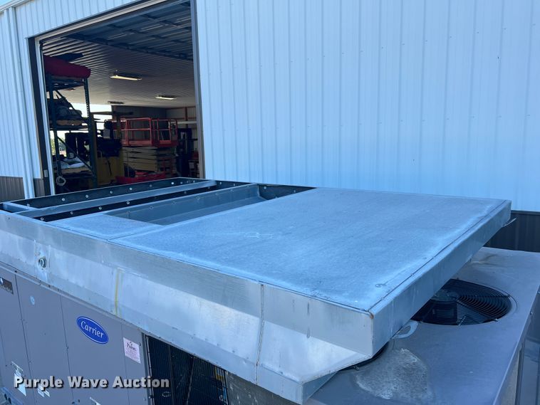 image for item MR9823 Carrier 48TCED24ABA5A0F0A0  AC unit