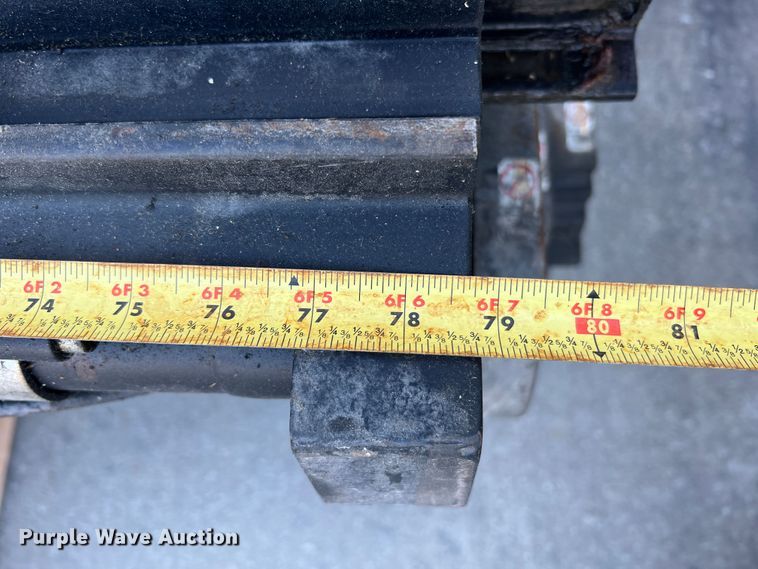 image for item MR9825 (2) Raymond forklift masts