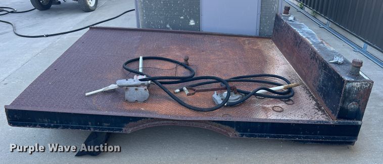 image for item MR9826 Flatbed