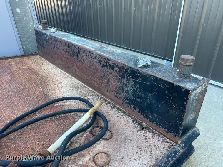 image for item MR9826 Flatbed