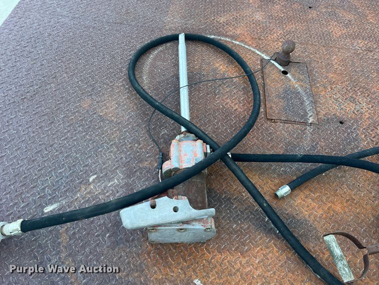 image for item MR9826 Flatbed