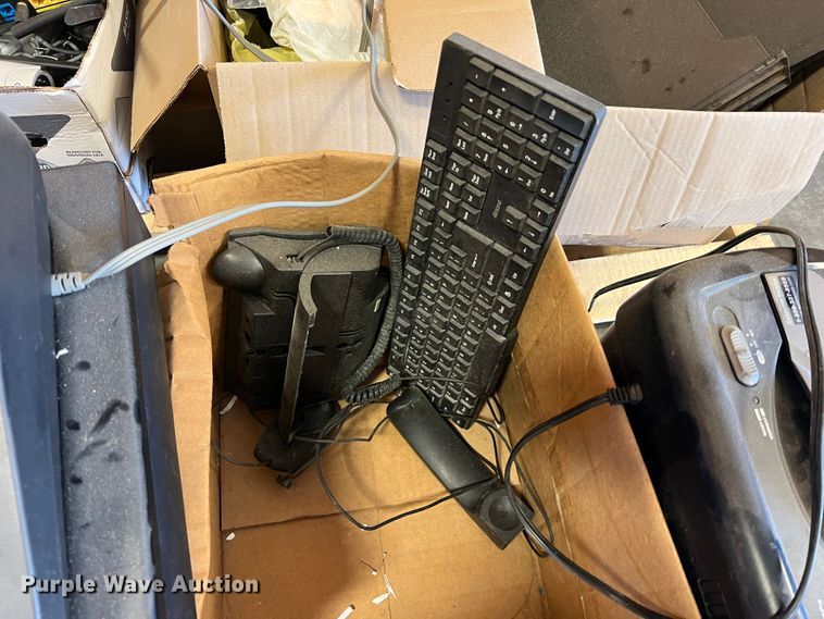 image for item MR9833 Office equipment