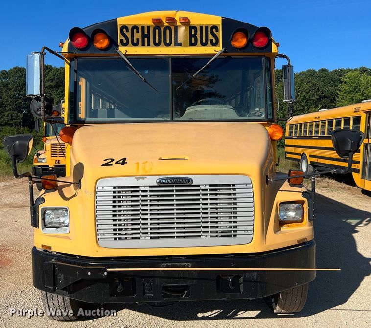 image for item MR9836 2005 Thomas Built  school bus
