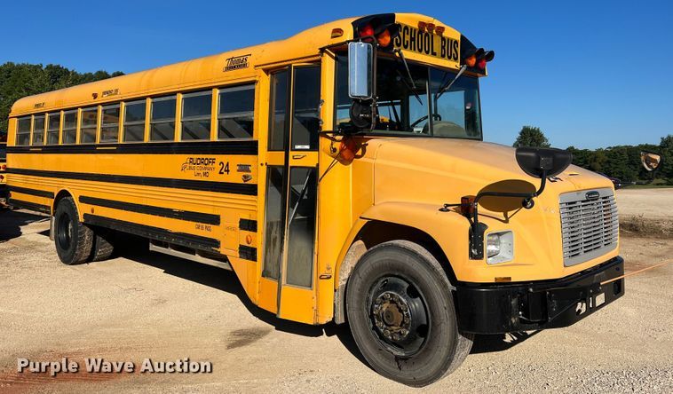 image for item MR9836 2005 Thomas Built  school bus
