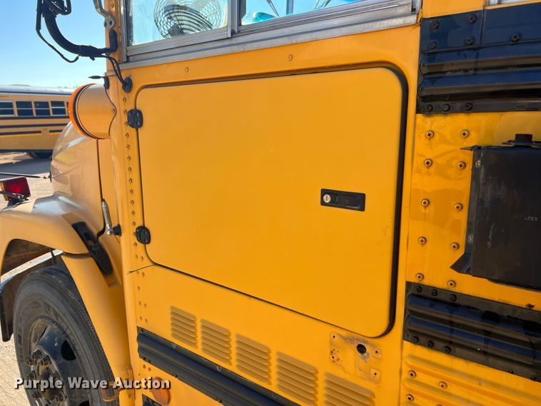 image for item MR9836 2005 Thomas Built  school bus