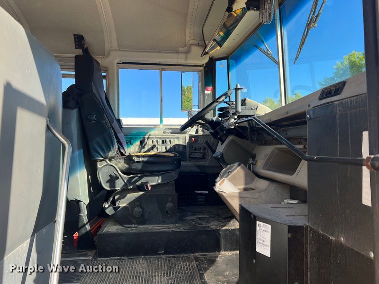 image for item MR9836 2005 Thomas Built  school bus