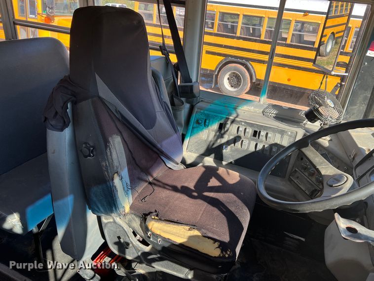 image for item MR9836 2005 Thomas Built  school bus