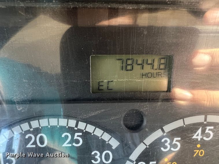 image for item MR9836 2005 Thomas Built  school bus