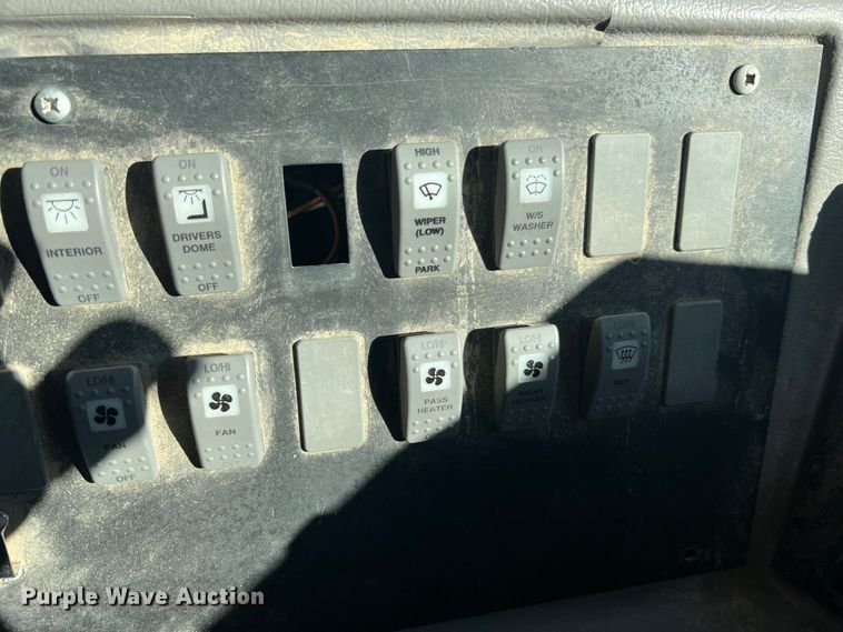 image for item MR9836 2005 Thomas Built  school bus