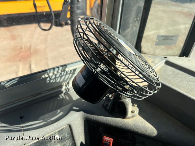 image for item MR9836 2005 Thomas Built  school bus