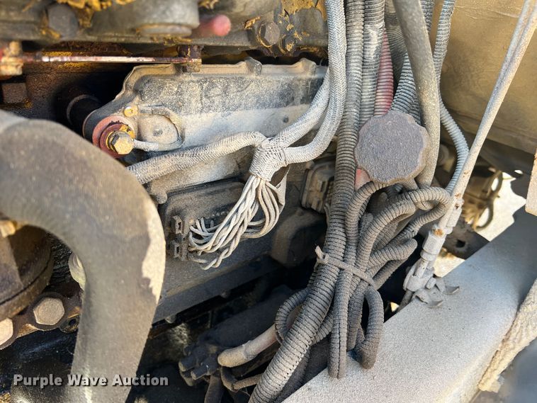 image for item MR9836 2005 Thomas Built  school bus