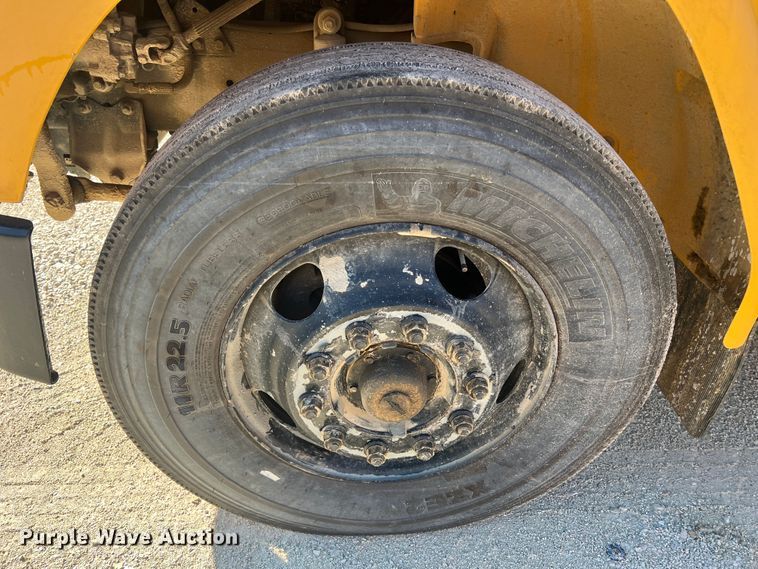 image for item MR9836 2005 Thomas Built  school bus