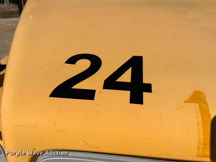 image for item MR9836 2005 Thomas Built  school bus