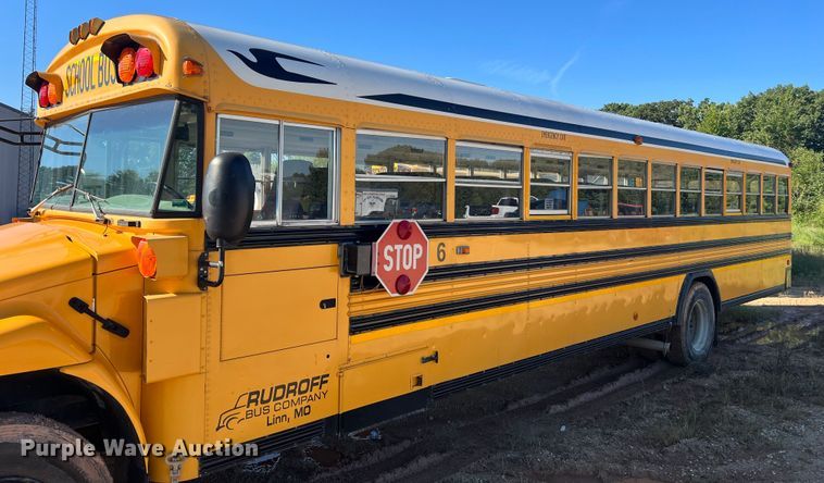 image for item MR9838 2005 Blue Bird Vision  school bus