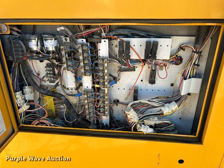 image for item MR9838 2005 Blue Bird Vision  school bus