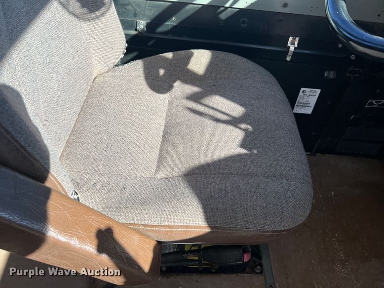 image for item MR9838 2005 Blue Bird Vision  school bus