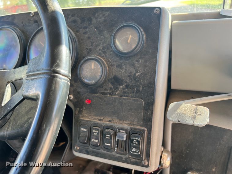 image for item MR9838 2005 Blue Bird Vision  school bus