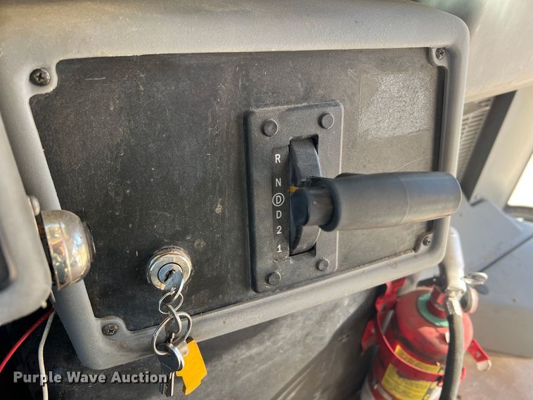 image for item MR9838 2005 Blue Bird Vision  school bus